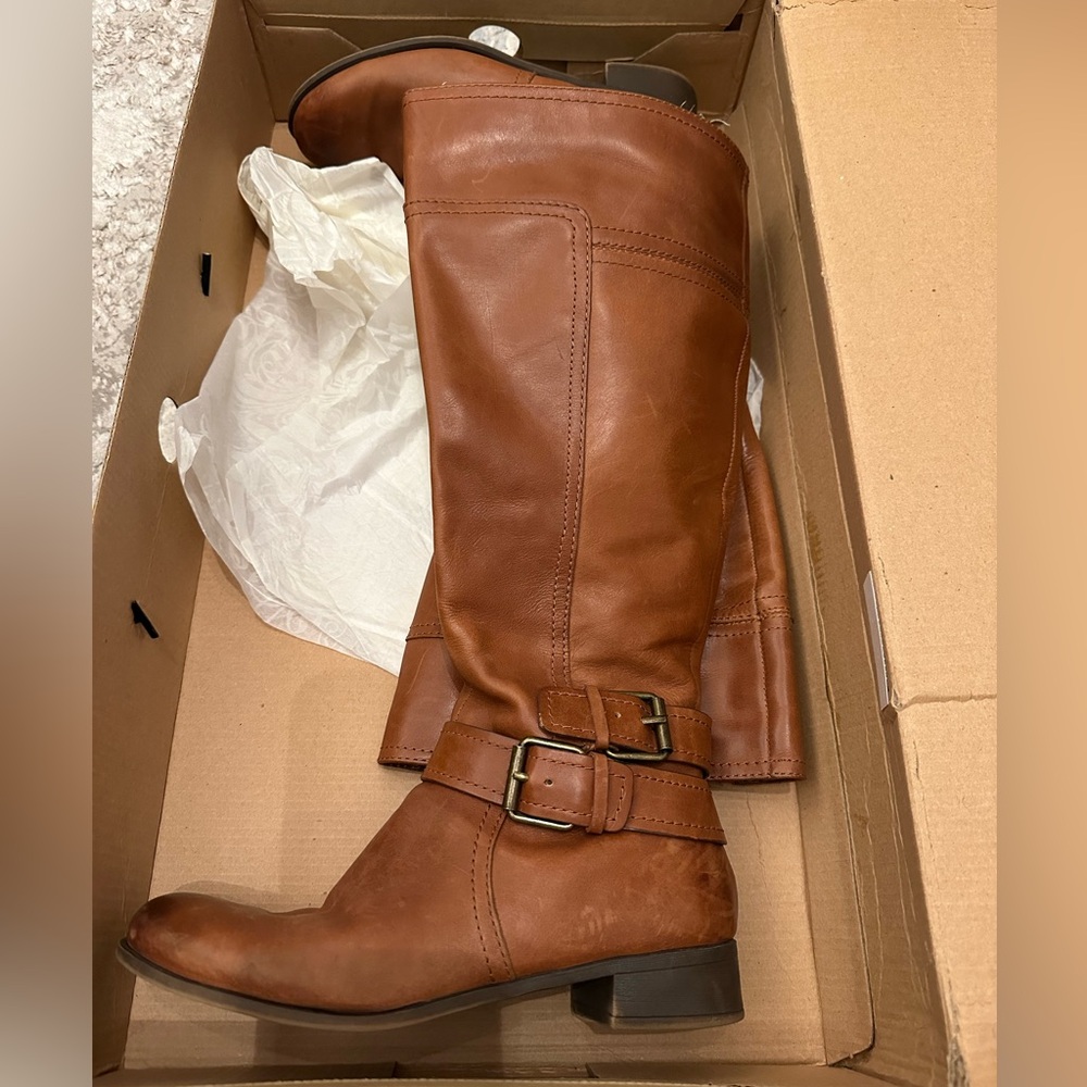 Nine West tall leather boots size 5